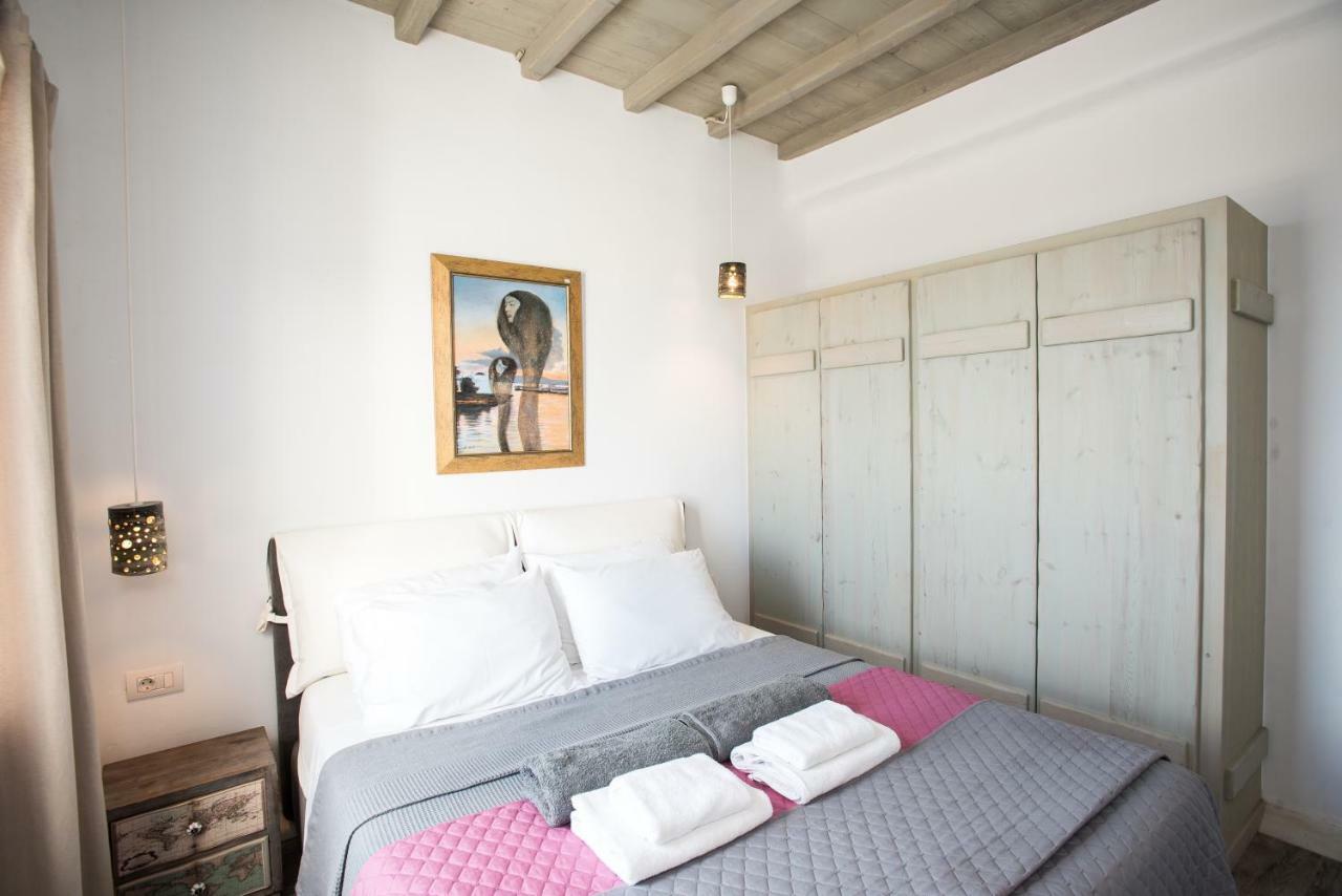 סופר פרדייז ביץ' Amallini Suites Mykonos מראה חיצוני תמונה